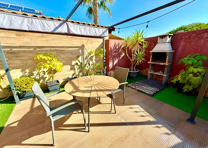 1 Casa Y Jardin - House & Garden -Gran Alacant Beach