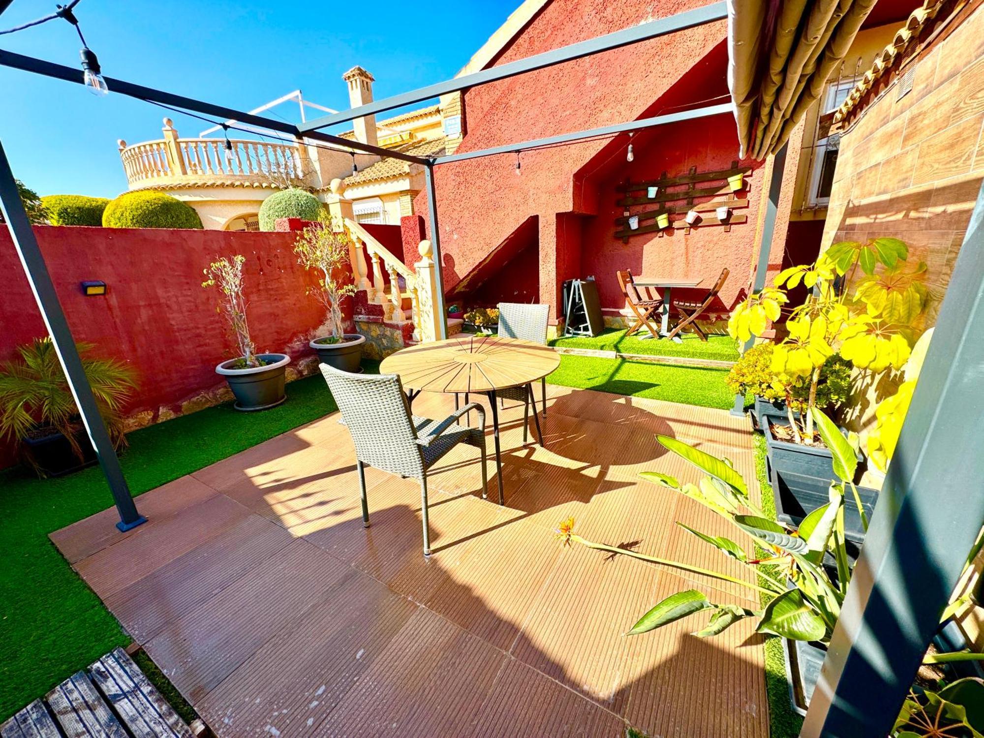 1 Casa Y Jardin - House & Garden -gran Alacant * Gran Alacant